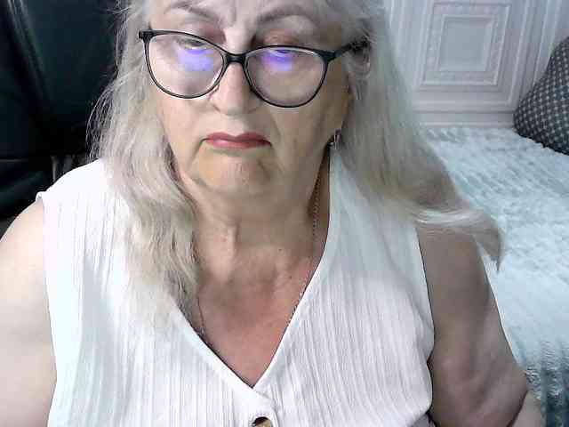 LolkaAlyss webcam