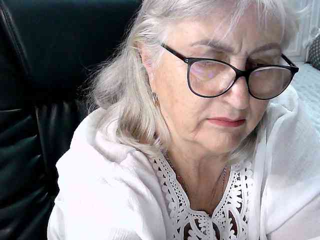 LolkaAlyss webcam