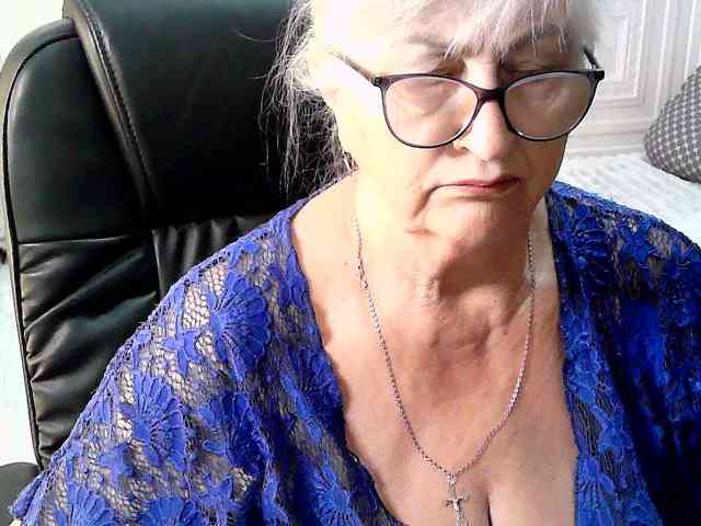 LolkaAlyss webcam