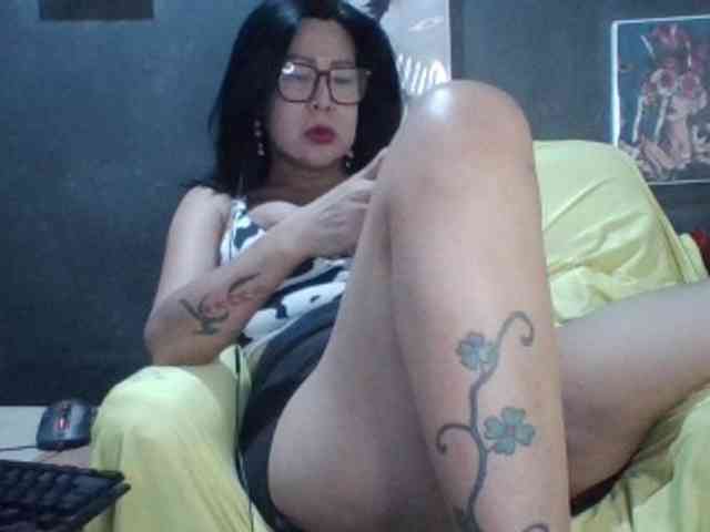 UrTsHotMILF