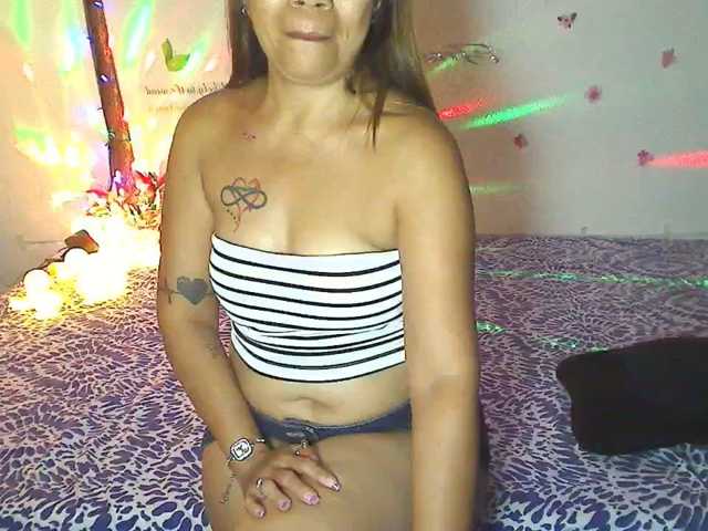 Franissa live cam preview
