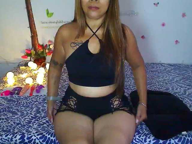 Franissa live cam preview