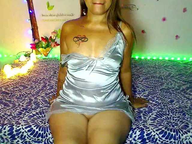 Franissa live cam on BongaCams