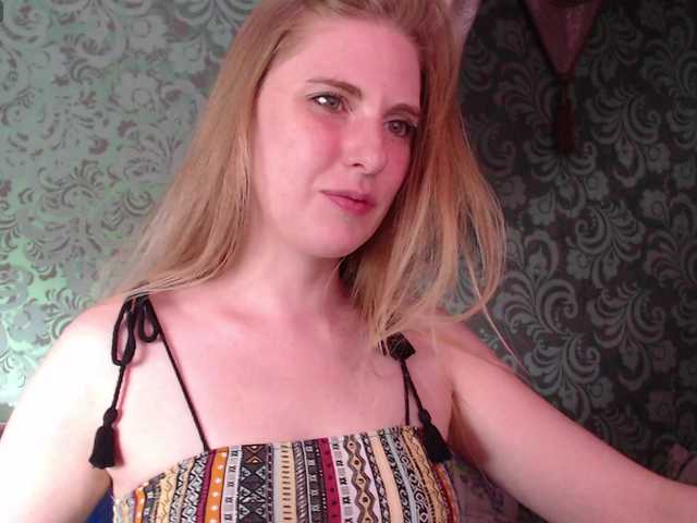 Aqualen live cam on BongaCams