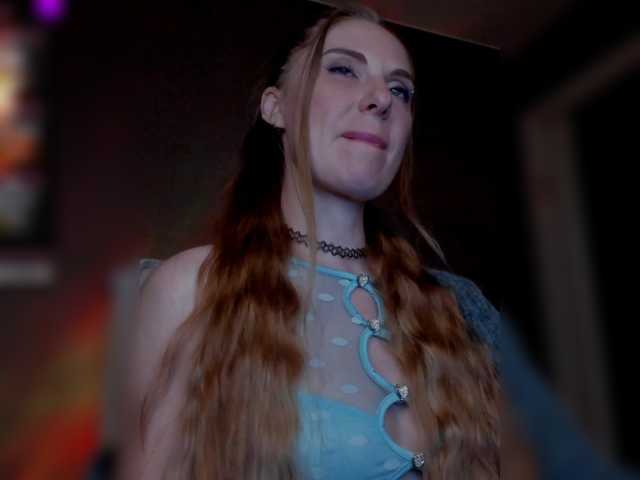 likeAflower live cam preview