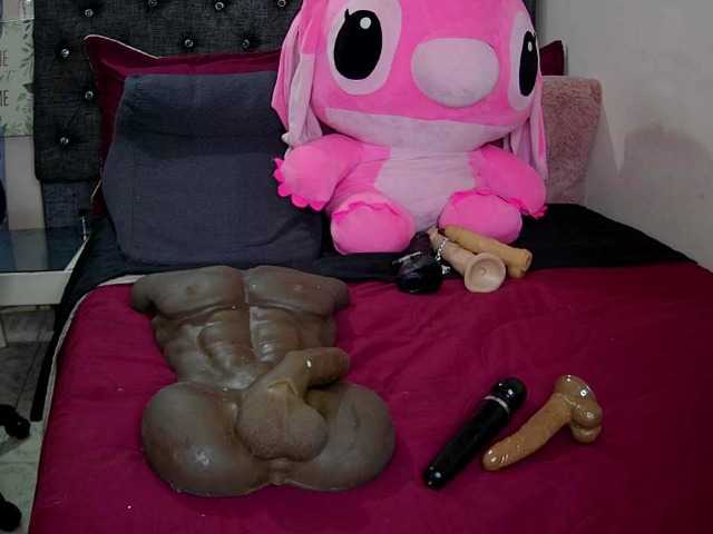 sara-greyx live cam on BongaCams