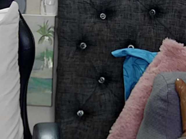 sara-greyx live cam on BongaCams