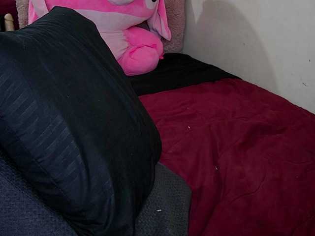 sara-greyx live cam on BongaCams