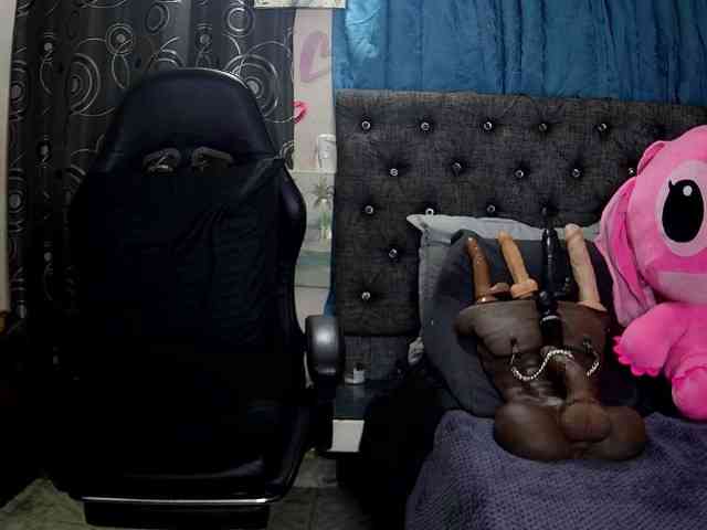 sara-greyx webcam