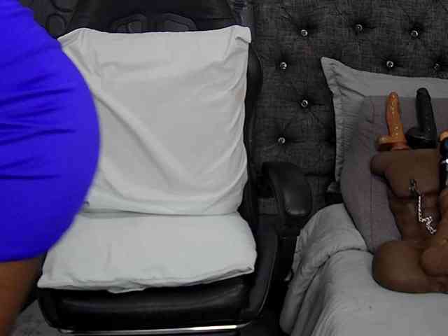 sara-greyx Live Webcam on BongaCams