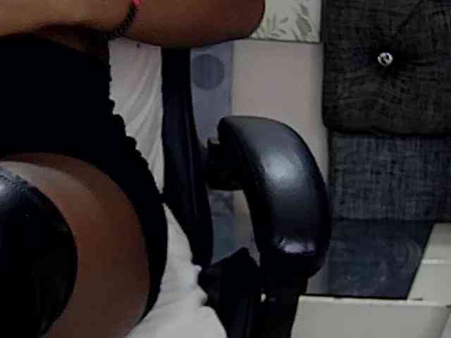 sara-greyx webcam