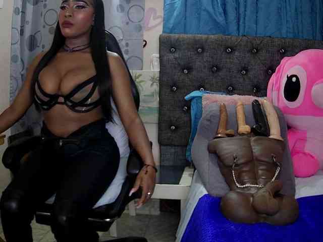 sara-greyx webcam