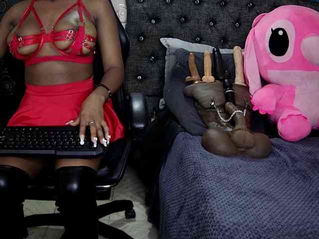 sara-greyx webcam