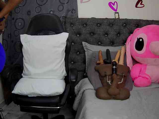 sara-greyx webcam