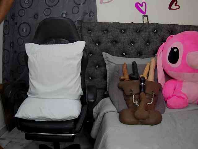 sara-greyx webcam