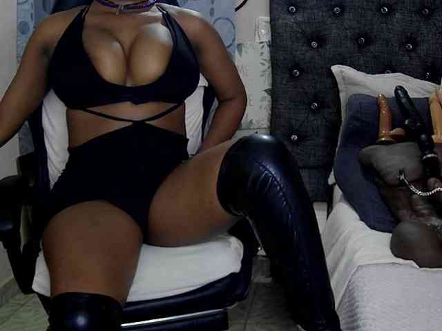 sara-greyx webcam