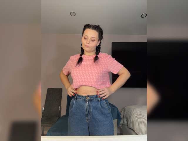 _Milashka_ live cam on BongaCams