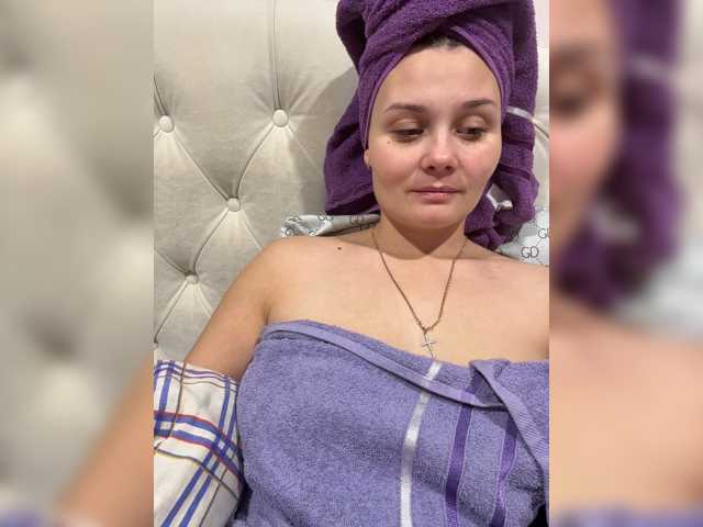 _Milashka_ live cam preview