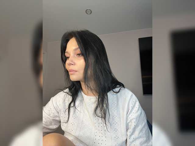 _Milashka_ live cam on BongaCams
