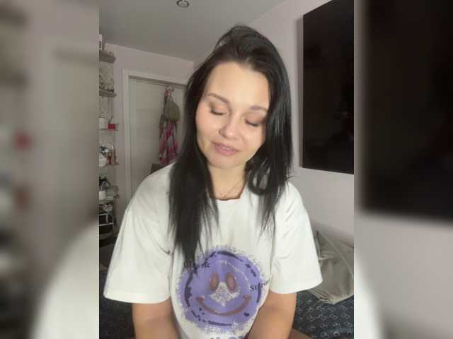_Milashka_ live cam preview
