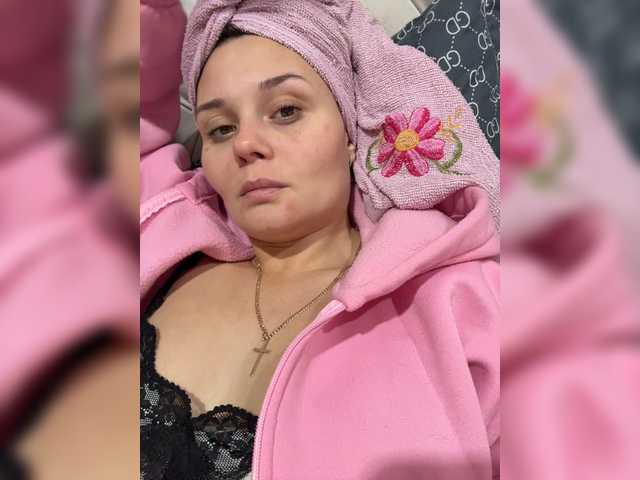 _Milashka_ live cam preview