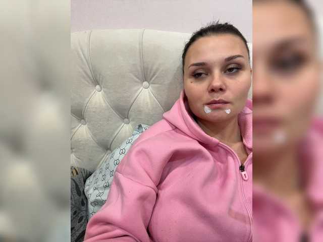 _Milashka_ live cam preview