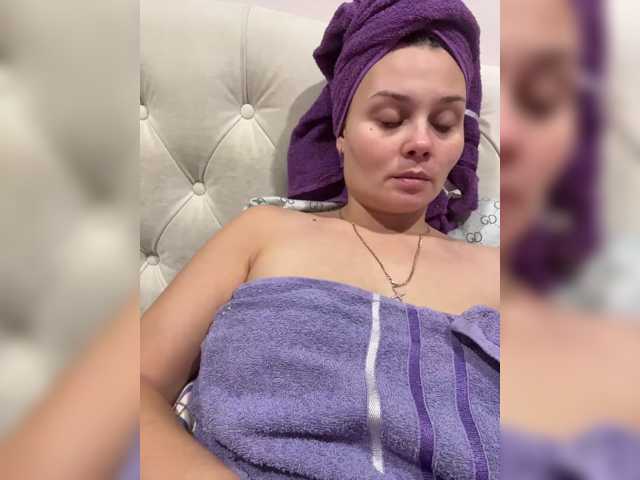 _Milashka_ live cam preview