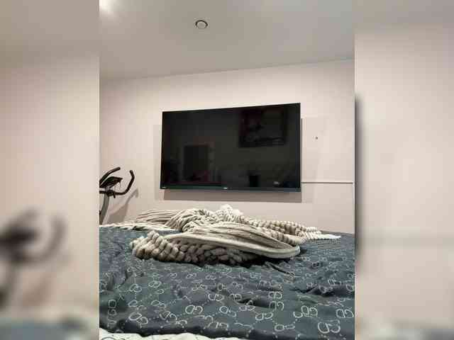 Paratrax Sex Cam Show