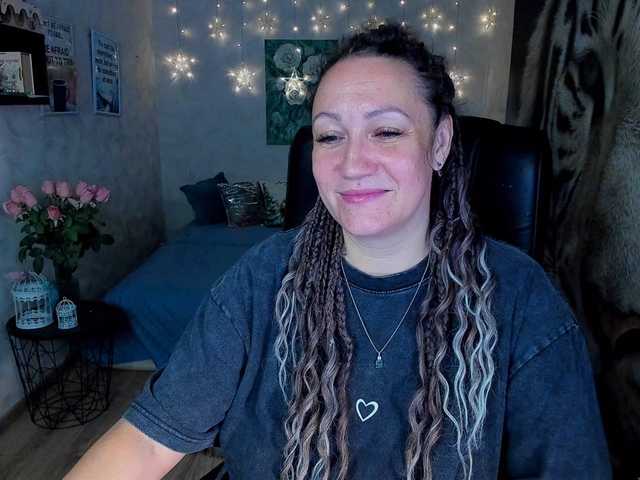 SweetAnka live webcam show