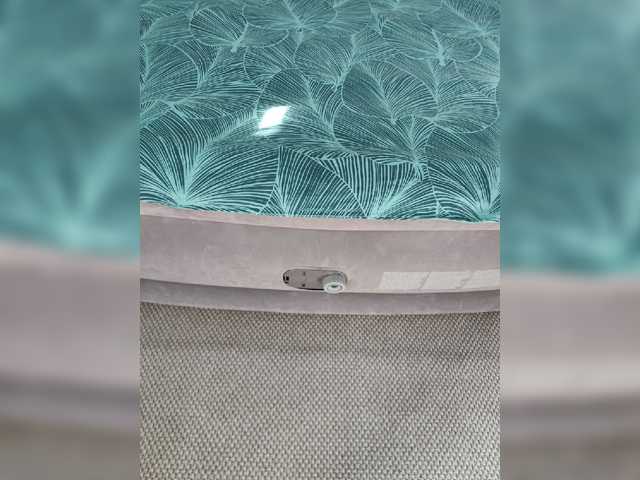 Ice_Ice_Baby live cam preview