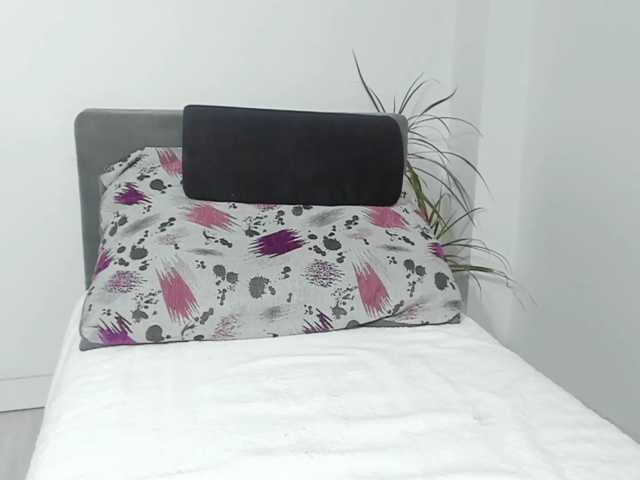 DiamondKay live cam on BongaCams