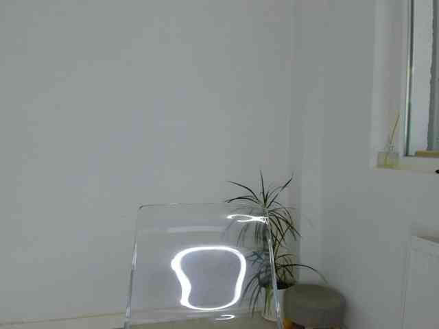 DiamondKay webcam