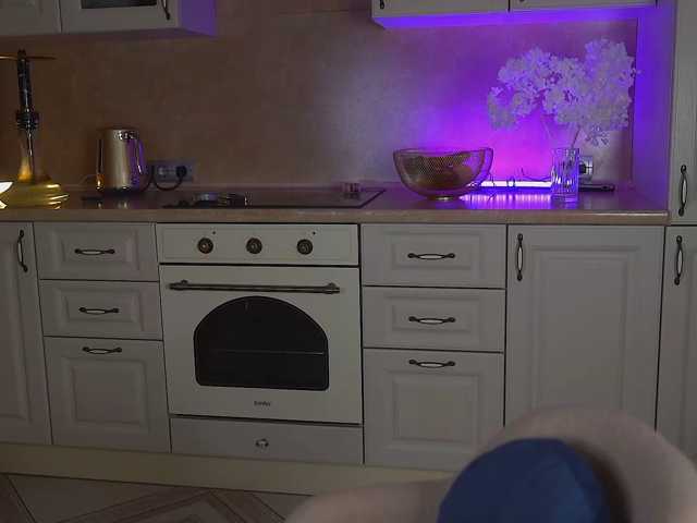 tina-coka111 live cam on BongaCams