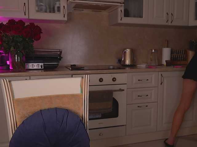 tina-coka111 live cam on BongaCams