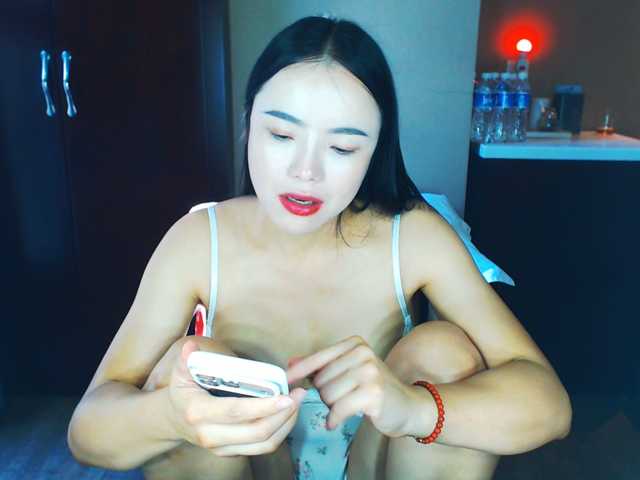 AnneJiang live cam on BongaCams