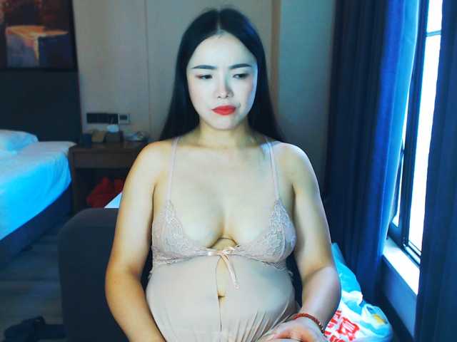 AnneJiang live cam on BongaCams
