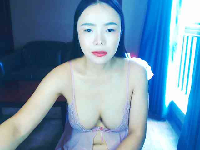 AnneJiang webcam