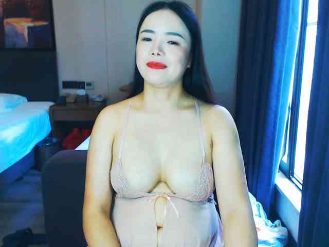 AnneJiang webcam