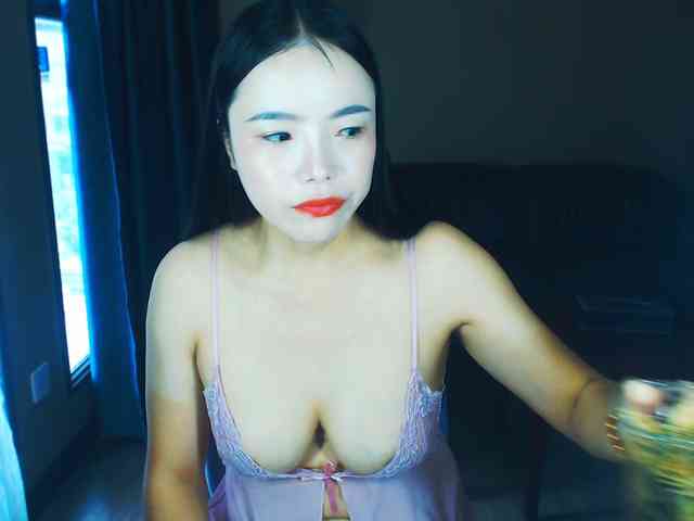 AnneJiang webcam