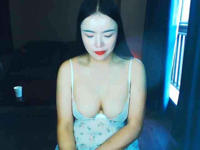 AnneJiang webcam