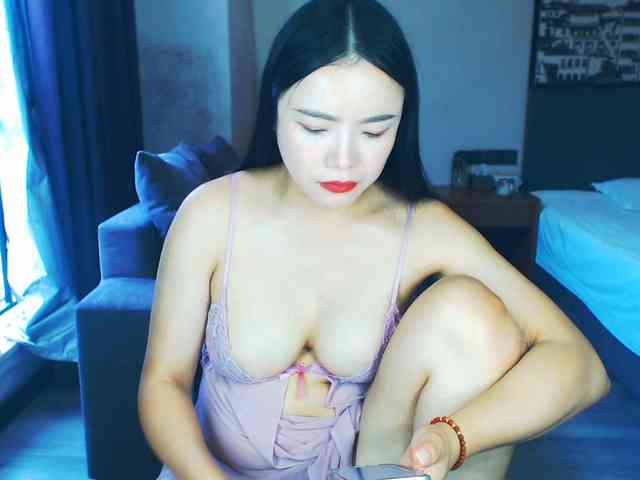 AnneJiang webcam