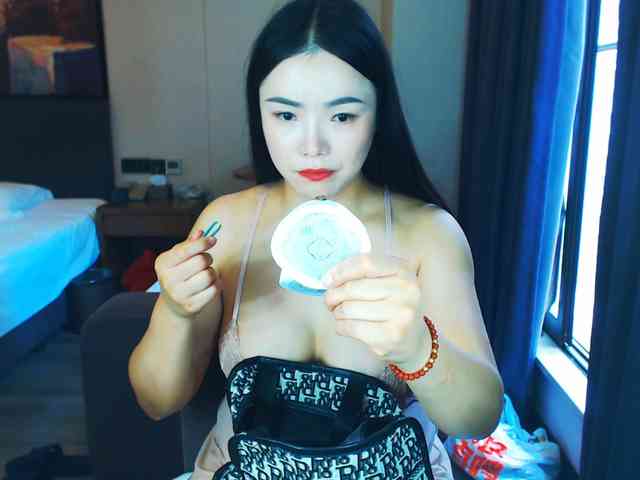 AnneJiang webcam