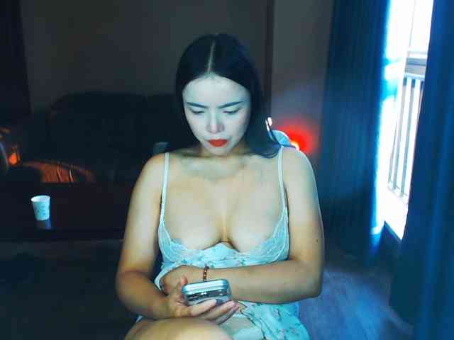 AnneJiang webcam