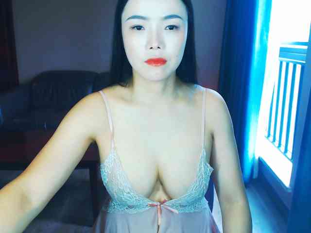 AnneJiang webcam