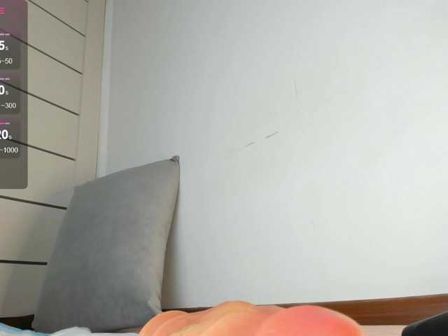 azur-moon's BongaCams show and profile