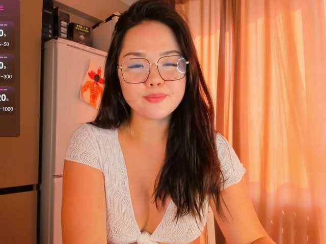 azur-moon live cam on BongaCams