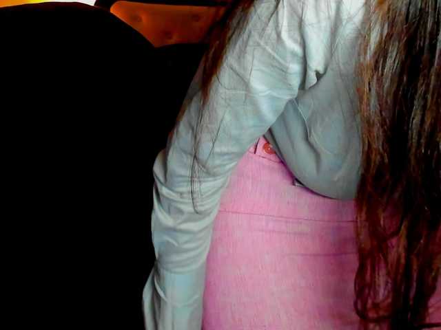 SexQueen11, en vivo ahora en BongaCams