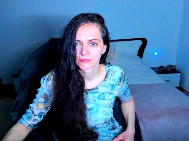 SexQueen11 live cam on BongaCams