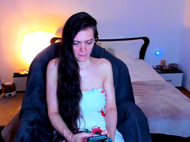 SexQueen11 live cam on BongaCams