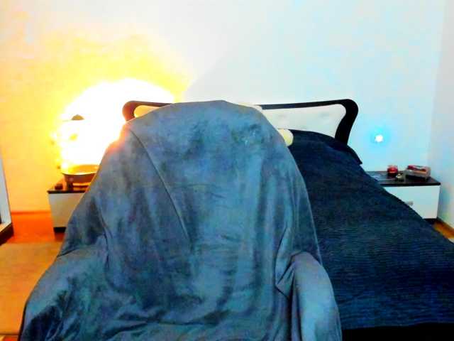 SexQueen11 live cam on BongaCams